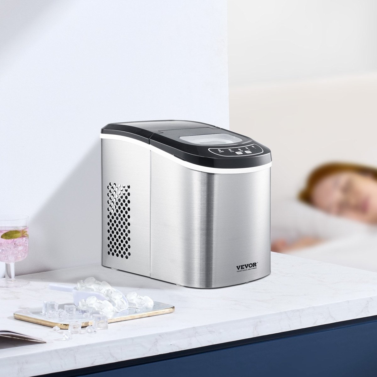 Portable Countertop Ice Maker — 33 lbs/24H, Self-Cleaning, with Scoop & Basket - Smart Living Co.